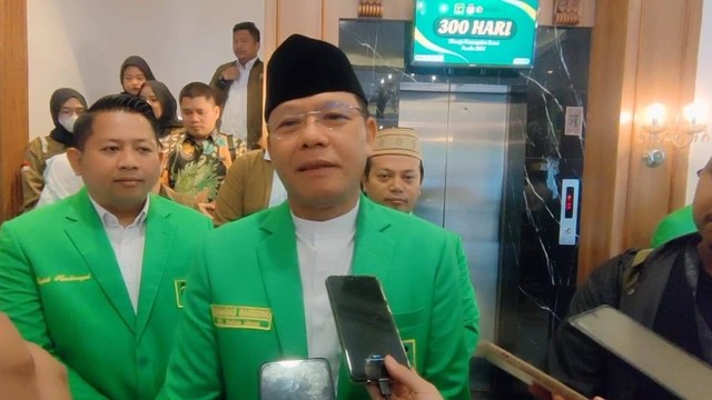 Plt ketum PPP Muhammad Mardiono di kantor DPP PPP, Jakarta, Rabu (19/4/2023). Foto: Zamachsyari/kumparan