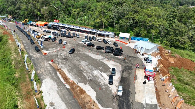 Ganjar Bangun Rest Area Fungsional Di Jalur Tol Semarang-Solo ...