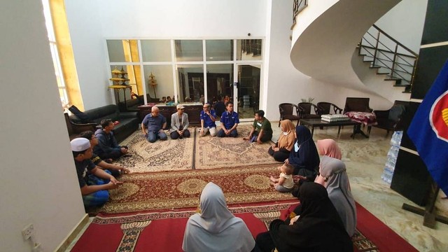 WNI diselamatkan ke safe house KBRI Khartoum di Sudan. Foto: Kemlu RI