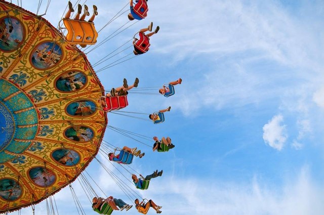 Ilustrasi jam buka tmii 2023 - Sumber: https://pixabay.com/id/users/scottwebb-30630/