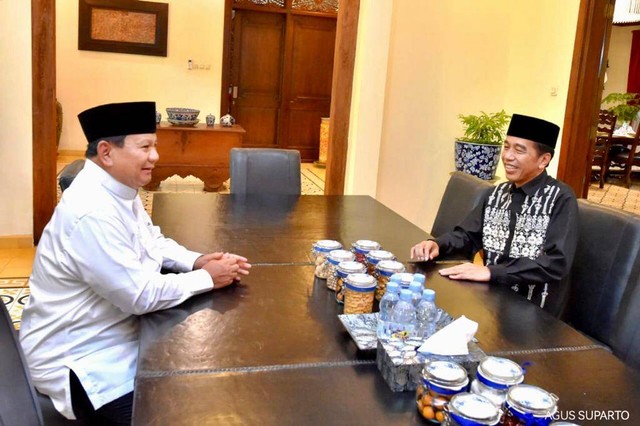 Jokowi Bertemu Prabowo Di Istana Bogor Ada Apa