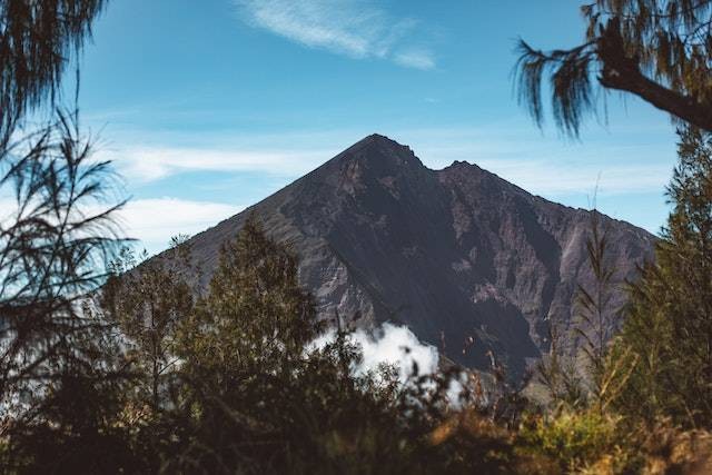 Ilustrasi gunung terindah di Indonesia, sumber foto: ROMAN ODINTSOV/Pexels