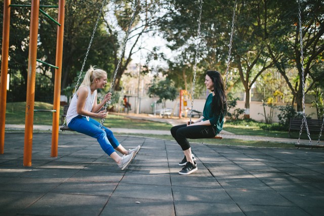 Cara Perkenalan Diri dalam Bahasa Inggris, Foto Hanya Ilustrasi: Unsplash/Bewakoof.com Official