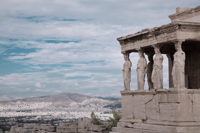 Sejarah mempunyai beragam definisi. Foto: Pexels.com