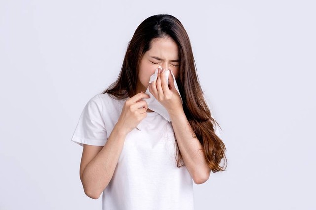 Ilustrasi terserang flu. Foto: Shutterstock