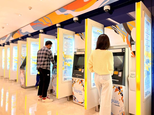 Ilustrasi ATM Bank Mandiri. Foto: Bank Mandiri