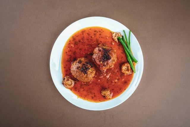 Ilustrasi Bakso Mercon. Foto: Unsplash