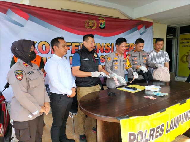 Polres Lampung Selatan gelar konferensi pers. | Foto: Dok Polres Lampung Selatan