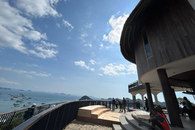 Suasana Puncak Waringin di Labuan Bajo, yang direncanakan jadi tempat pertemuan ibu negara pada KTT ASEAN 2023. Foto: Hedi/kumparan