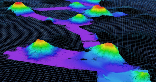 Rantai gunung berapi bawah laut. Foto: NOAA Ocean Exploration