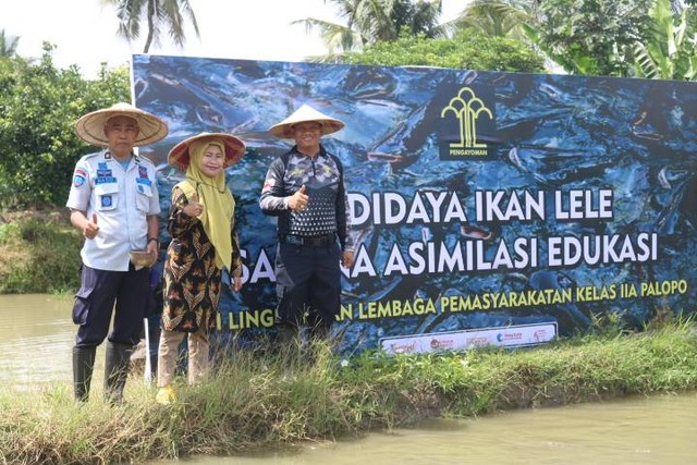 Sukses Budidaya Ikan, Lapas Palopo Kembali Tebar Benih Ikan Lele 