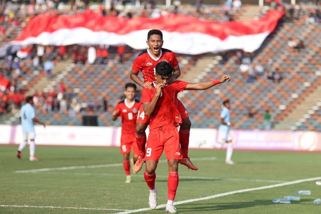 Pemain Timnas Indonesia U-22 Sananta saat selebrasi usai berhasil mencetak gol ke gawang Myanmar di SEA Games 2023. Foto: Dok. PSSI