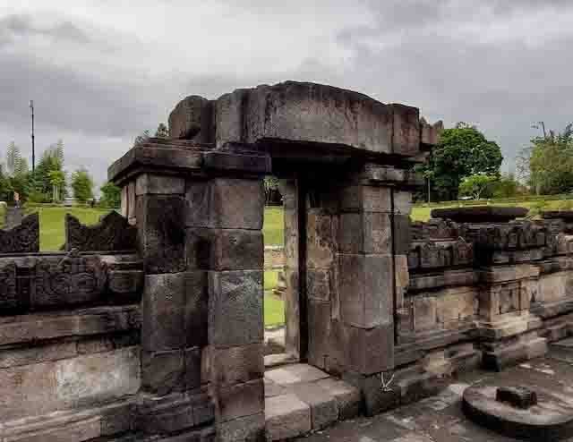 Menelusuri Kehidupan Sosial Kerajaan Kediri Yang Bercorak Hindu