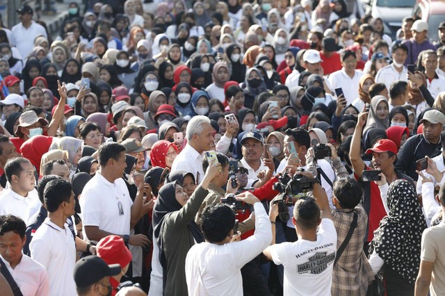 Gubernur Jawa Tengah Ganjar Pranowo menghadiri peringatan Salatiga May Day 2023 di Halaman Pemkot Salatiga, Kota Salatiga pada Jumat (5/5) pagi. Foto: Dok. Istimewa