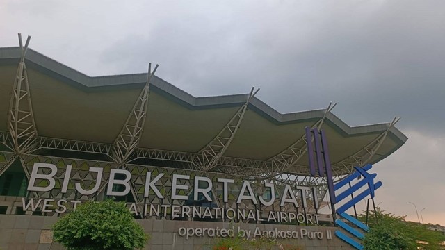 Suasana di Bandara Kertajati, Majalengka, Jumat (5/5/2023). Foto: Zamachsyari/kumparan