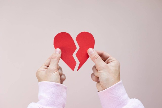 Ilustrasi Failed Anniversary Adalah. Sumber: Pexels.com/Monstera