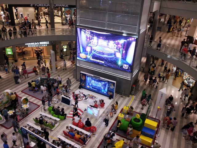 Ilustrasi mall di Tegal. Foto: pixabay.com/DarenMehl