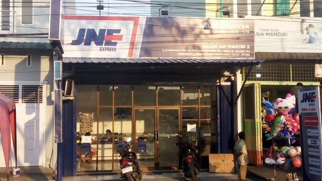 Keagenan JNE di Medan Jl. AR. Hakim Kel. Tegal Sari, Kec. Medan Area