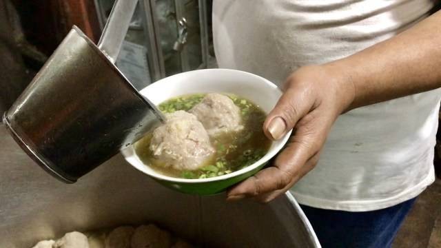 Ilustrasi bakso. Dok: Toshiko/kumparan.
