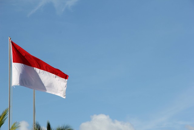 Bendera Indonesia Photo by Nick Agus Arya on Unsplash