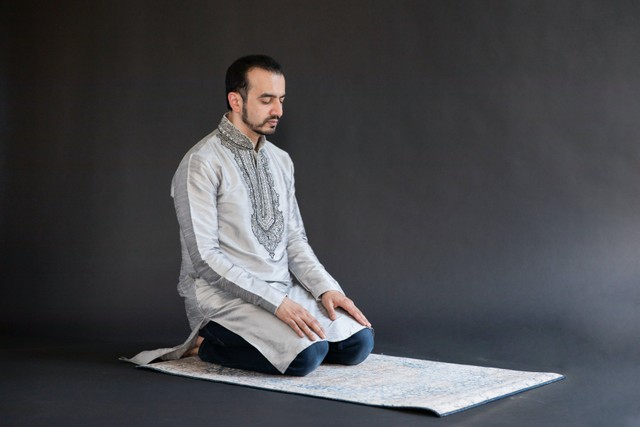 Ilustrasi sholat tahajud. Foto: Pexels
