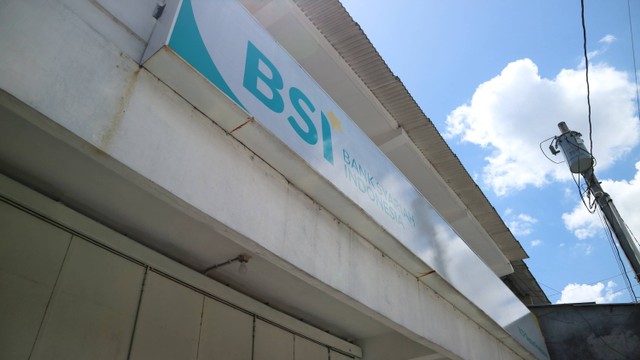 Ilustrasi ATM BSI. Foto: Shutterstock