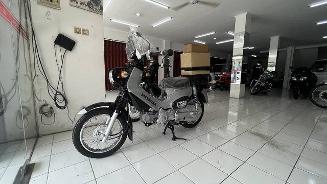 Honda Cross Cub 50 yang dijual di Indonesia lewat importir umum Safari Motor. Foto: Aditya Pratama Niagara/kumparan