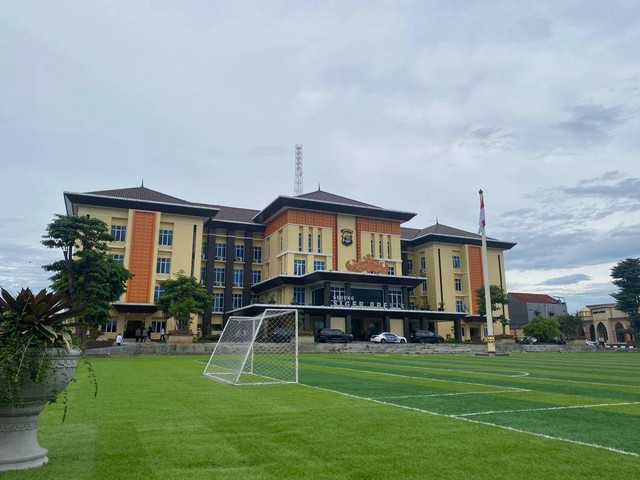 Markas Kepolisian Daerah (Mapolda) Lampung di Jalan Terusan Ryacudu, Way Hui, Kecamatan Jati Agung, Kabupaten Lampung Selatan. | Foto: Sinta Yuliana/Lampung Geh