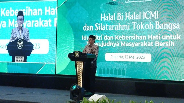Menko Polhukam Mahfud MD dalam acara Halal Bihalal ICMI dan Silaturhami Tokoh Bangsa di Hotel Borobudur, Jakarta, Jumat (12/5). Foto: Zamachsyari/kumparan