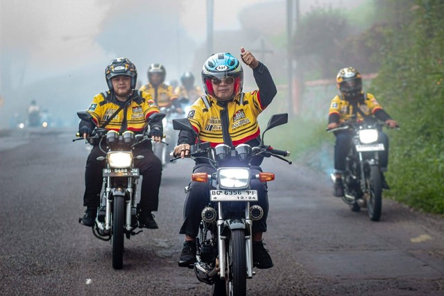 Klub motor asal Palembang King BY Non melakukan touring ke Bandung. (foto: Eko Nurhadi/King By Non)