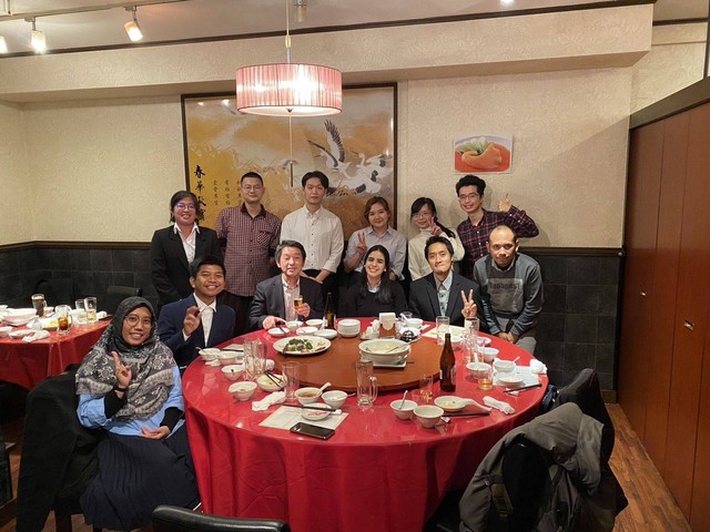Anggota lab saat penulis S3 terdiri dari mahasiswa dari Indonesia, Malaysia, Jepang, Korea Selatan, Tiongkok, Taiwan, Paraguay, Thailand dan Kamboja. Foto: Abdul Halim/dokumen pribadi 