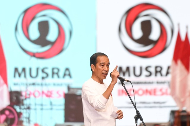 Pesan Jokowi Untuk Presiden 2024: Jangan Takut WTO, Hilirisasi ...