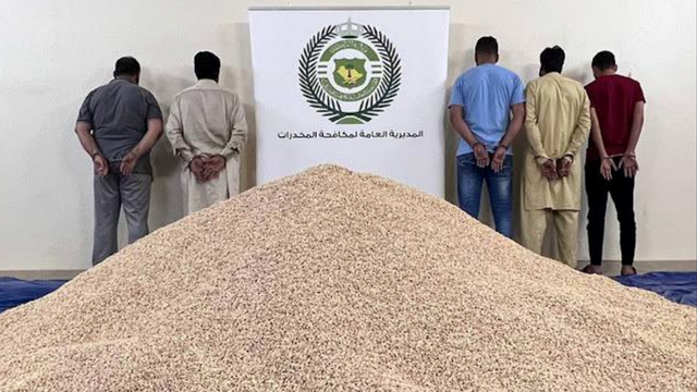 Arab Saudi mengganggalkan penyelundupan 8 juta pil mengandung amfetamin pada April 2023 yang disamarkan dalam pengapalan krimer kopi. Foto: Security.gov.sa