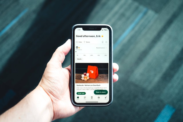 Ilustrasi Cara COD di Tokopedia, Foto: Pexels/Erik Mclean