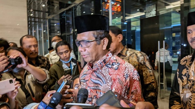 Menkopolhukam Mahfud MD di Hotel Bidakara, Jakarta Selatan, Kamis (18/5/2023). Foto: Jonathan Devin/kumparan