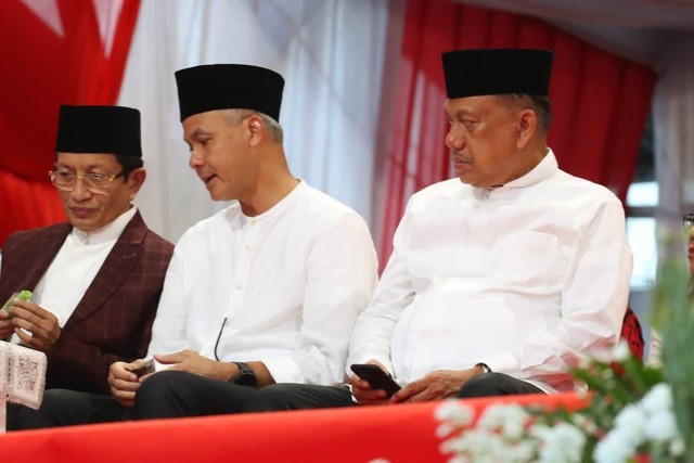 Ganjar Pranowo dan Prof. Nasaruddin Umar (tengah dan kiri) hadiri halalbihalal dengan tokoh dan umat Muslim Sulut. Foto: Dok. PDIP