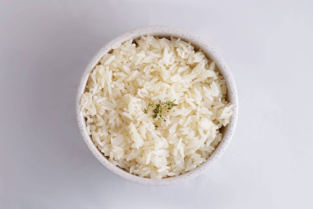 Ilustrasi cara memasak nasi di magic com. Foto: pexels.com.