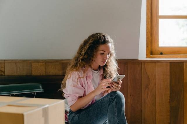 Ilustrasi cara cepat move on dari mantan ldr, sumber foto: Ketut Subiyanto by pexels.com