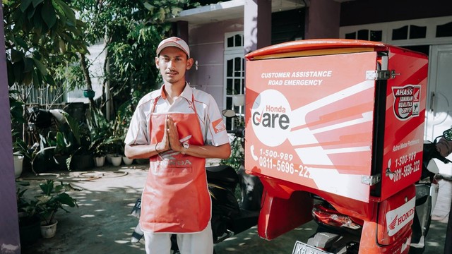 Astra Motor Kalbar siap jemput motor mogok lewat layanan Honda Care. Foto: Dok. Astra Kalbar