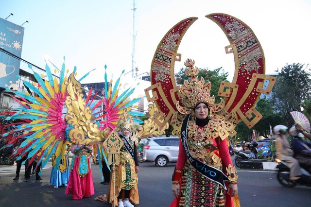Costume carnival nantinya juga akan memeriahkan acara WTC Surabaya Fushion Week. Foto: Istimewa