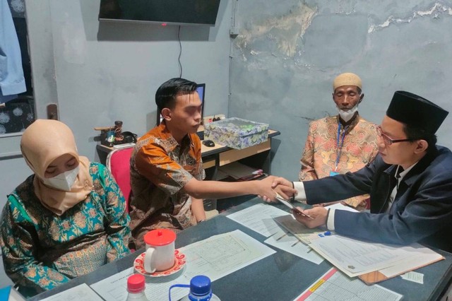 Narapidana Lapas Jember Langsungkan Pernikahan, Sah Menurut Undang ...