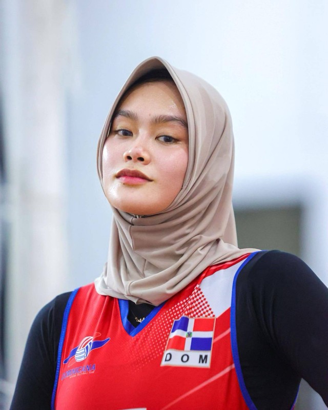 Atlet Voli Wilda Nurfadhilah, yang Disorot saat Bertanding Pakai Hijab di SEA Games. Foto: Instagram/@wildanurfadhilahh