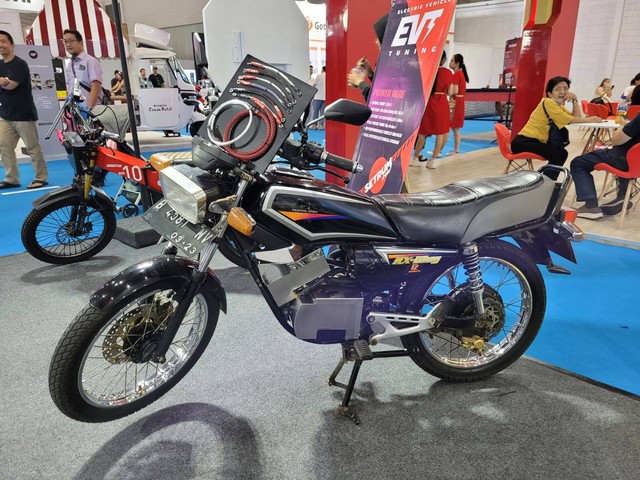 Yamaha RX-king listrik. Foto: Rizki Fajar Novanto/kumparan