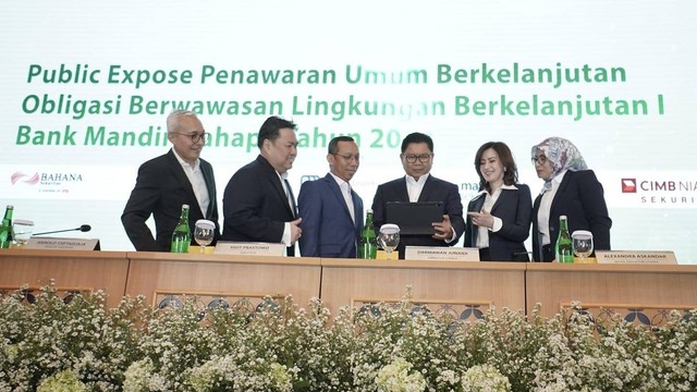 PT Bank Mandiri (Persero) Tbk menggelar Penawaran Umum Berkelanjutan (PUB) Obligasi Berwawasan Lingkungan Berkelanjutan (Green Bond) Bank Mandiri Tahap I Tahun 2023 pada Selasa (23/5/2023). Foto: Bank Mandiri