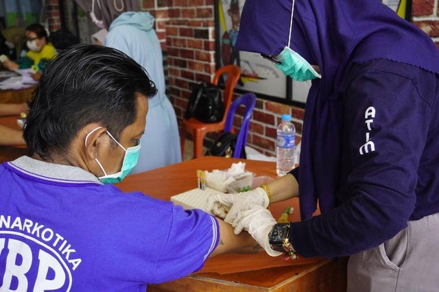 100 Warga Binaan ikuti pemeriksaan VCT mobile bersama Dinkes Banjar dan Puskesmas Karang Intan 1