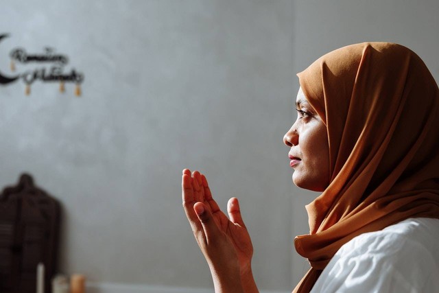 Pengertian Ikhlas dalam Islam. Foto: Pexels