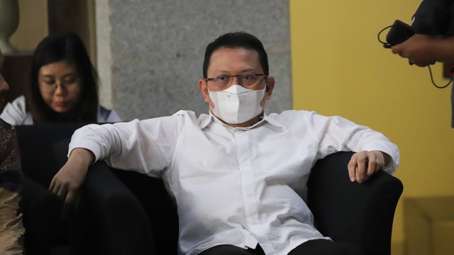 Sekretaris MA Hasbi Hasan usai diperiksa KPK, di gedung Merah Putih KPK, Jakarta, Rabu (24/5/2023). Foto: Jamal Ramadhan/kumparan