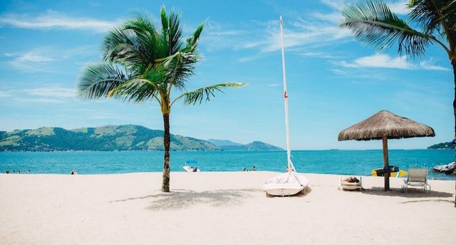 Ilustrasi Kata-Kata tentang Pantai Sumber www.unsplash.com