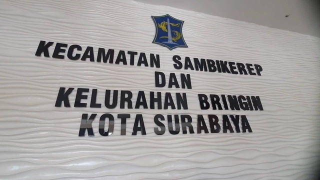 Kantor Kelurahan Beringin dan Kecamatan Sambikerep (Sumber: Fiqri)