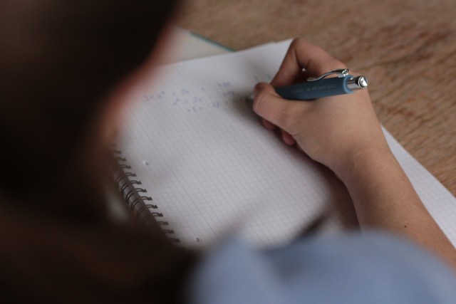 Ilustrasi cara mencari jarak, rumus. foto: pexels.com